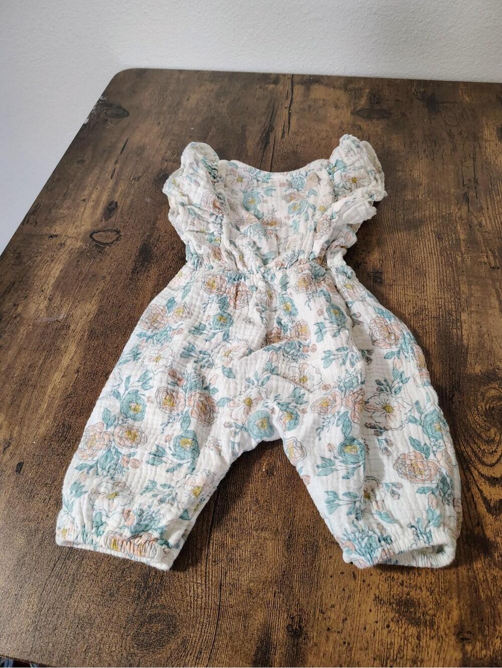 Baby Girl 0-3 mo Jumper one piece floral %100 Cotton Catherine Malandrino Baby - Picture 3 of 5